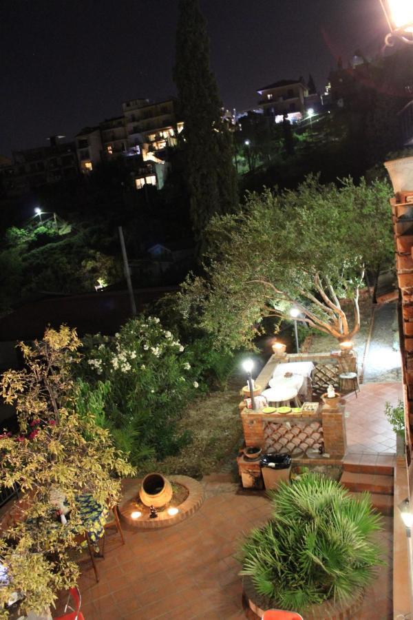 Bed and Breakfast Casa Dei Sogni Taormina Exterior foto