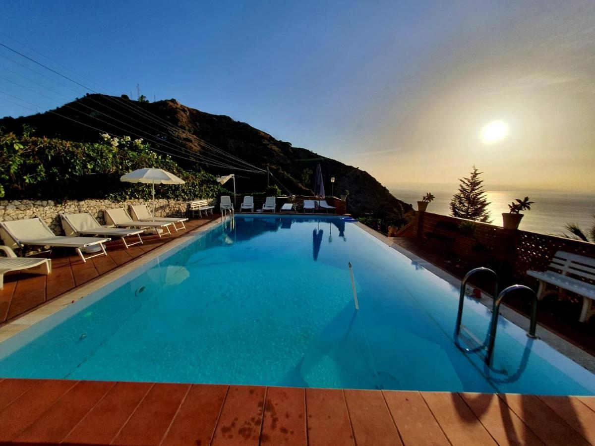 Bed and Breakfast Casa Dei Sogni Taormina Exterior foto
